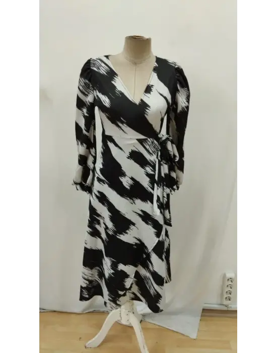 Kadın Uzun Kollu Kruvaze Yakalı Yandan Bağlamalı Desenli Mini Modal Elbise