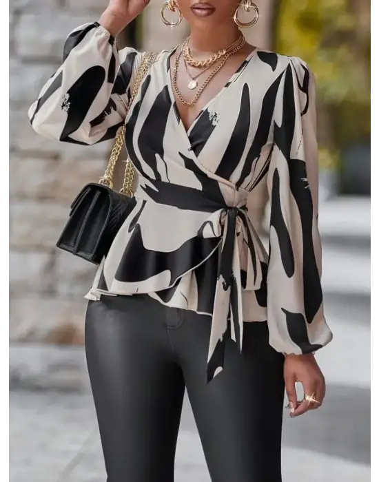 Kadın Uzun Kollu Kruvaze Yakalı Yandan Bağlamalı Kısa Beli Kuşaklı Modal Bluz