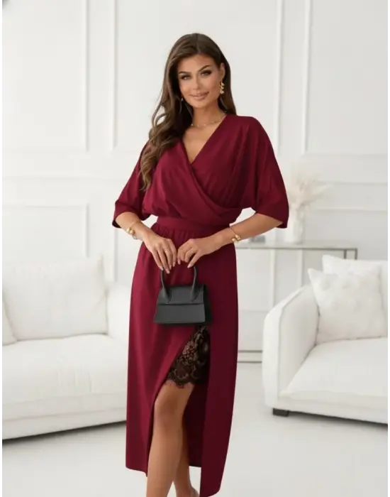 Zarif Yandan Dantelli Midi İthal Krep Elbise