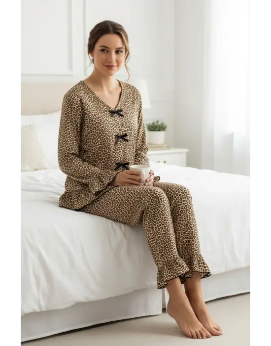 Kadın Uzun Kollu Leopar Desenli Fiyonklu Ev Giyim Pijama Takımı