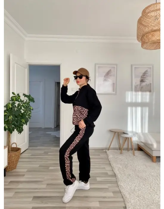 Kadın Uzun Kollu Leopar Detay Sweat Ve Yanı Leopar şerit Detay Pantolon Ikili Takım