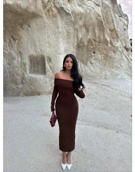 Kadın Uzun Kollu Madonna Yaka Midi Boy Elbise