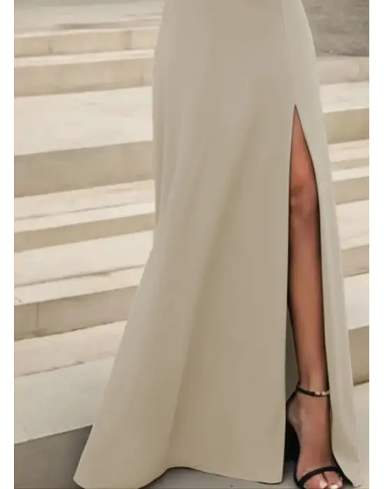 Kadın Uzun Kollu Madonna Yakalı Yırtmaç Detaylı Uzun Ithal Krep Elbise