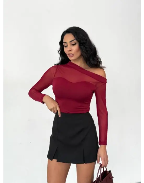 Kadın Uzun Kollu Omuz Dekoltesi Ve Transparan Tül Detay Bluz