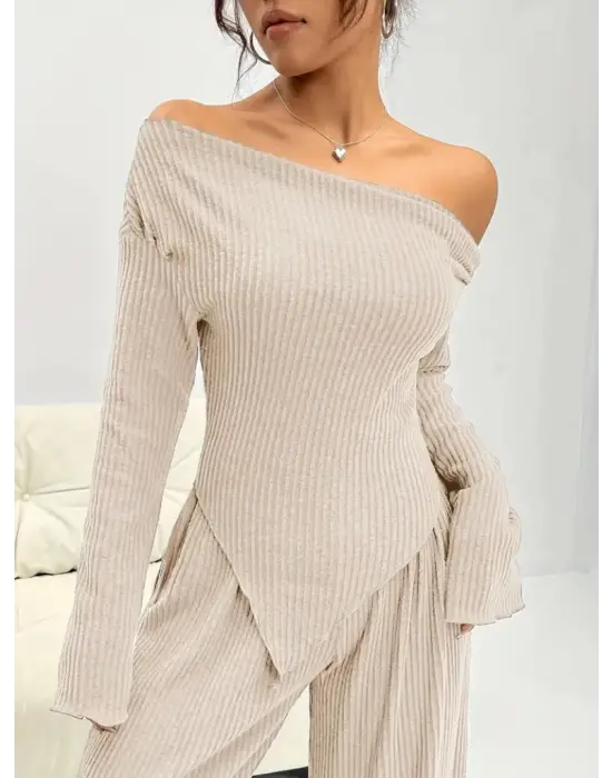 Kadın Uzun Kollu Omuzlardan Açık Asimetrik Kesim Kaşkorse Bluz Ve Pantolon Ikili Pantolon