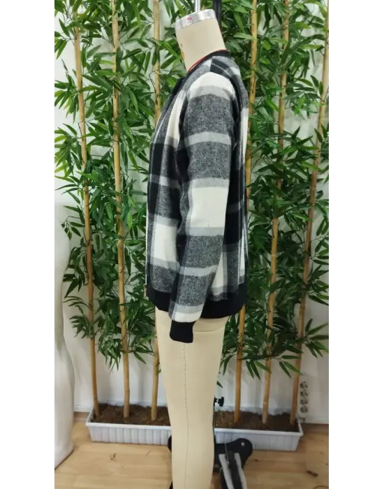 Kadın Uzun Kollu önden Fermuarlı Ekose Desenli Ceket