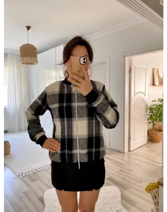 Kadın Uzun Kollu önden Fermuarlı Ekose Desenli Ceket