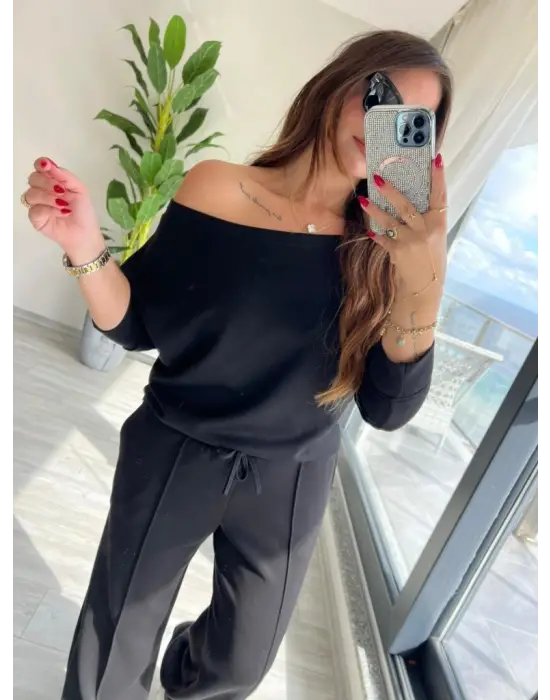 Kadın Uzun Kollu Tek Omuzdan Açık Modal Bluz Ve Pantolon Ikili Takım