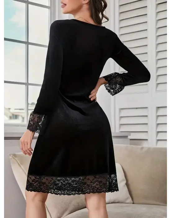 Kadın Uzun Kollu V Dantel Yakalı Mini Kadife Elbise