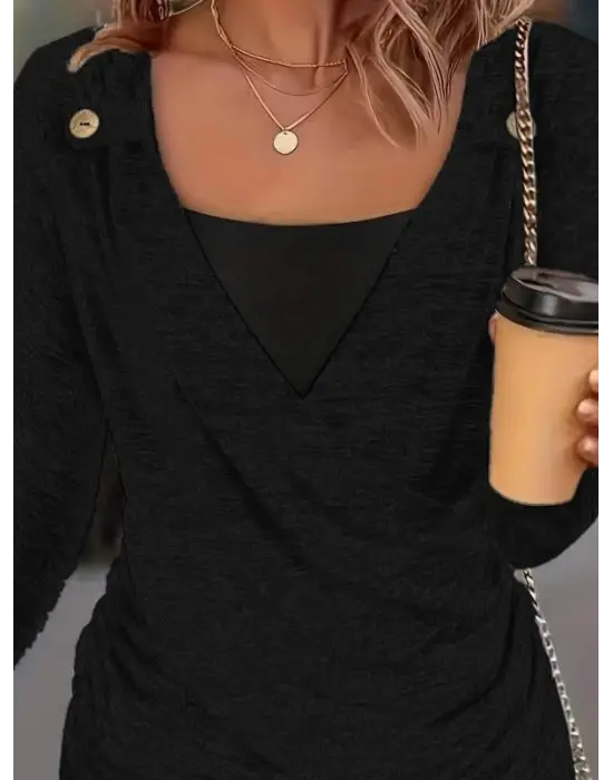 Kadın Uzun Kollu V Yaka Düğme Detaylı Yumoş Bluz