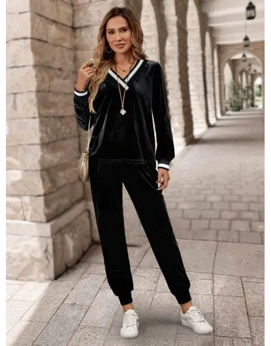 Kadın Uzun Kollu V Yaka Kadife Bluz Ve Pantolon Ikili Takım