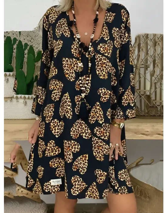 Omarı Şık Kadın V Yaka Uzun Kol Elbise