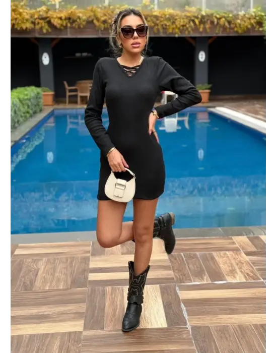 Omarı Şıklığıyla Büyüleyen V Yaka Çapraz Şerit Detaylı Elbise