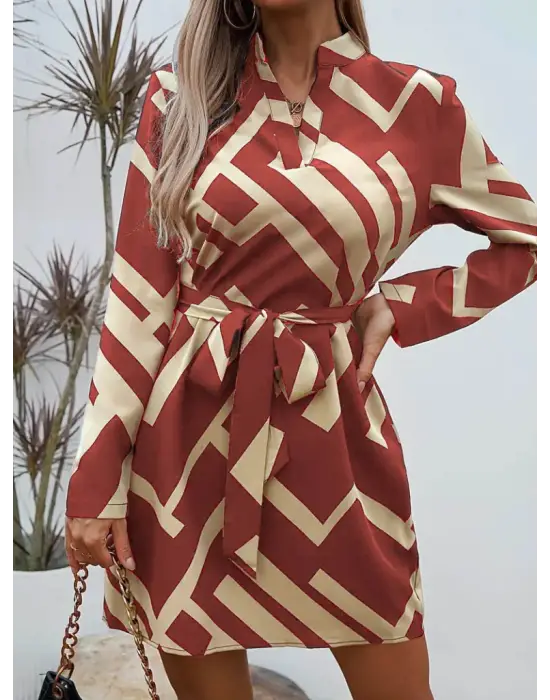Kadın Uzun Kollu V Yakalı Desenli Belinde Kuşaklı Dalgıç Elbise