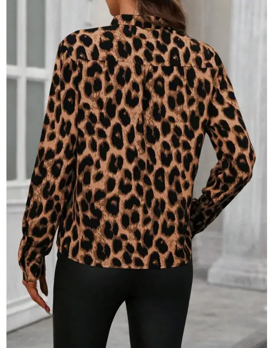 Kadın Uzun Kollu V Yakalı Leopar Desenli Modal Bluz