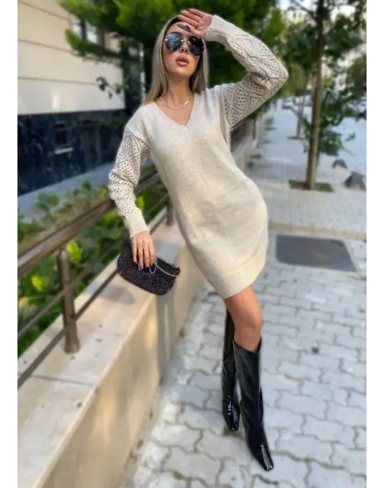 Kadın Uzun Kollu V Yakalı Mini Triko Elbise