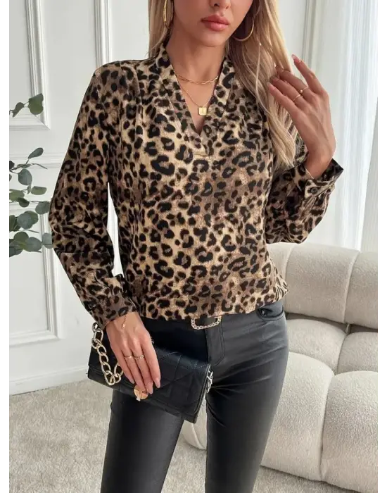 Yenilikçi Modal Leopar Desenli Bluz