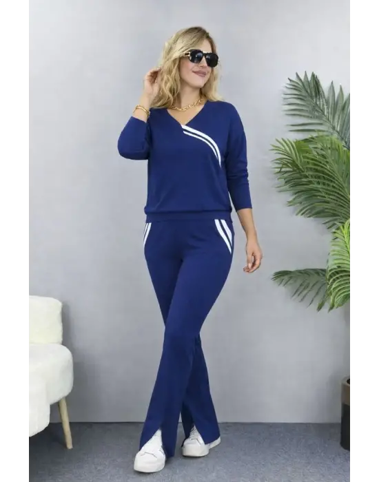 Kadın Uzun Kollu V Yakalı şerit Detaylı Viskon Iki Iplik Bluz Ve Pantolon Ikili Takım