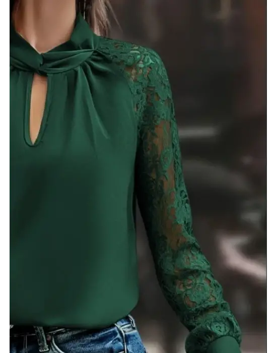 Kadın Uzun Kollu Yaka Düğme Detay Güpürlü Kol Krep Bluz