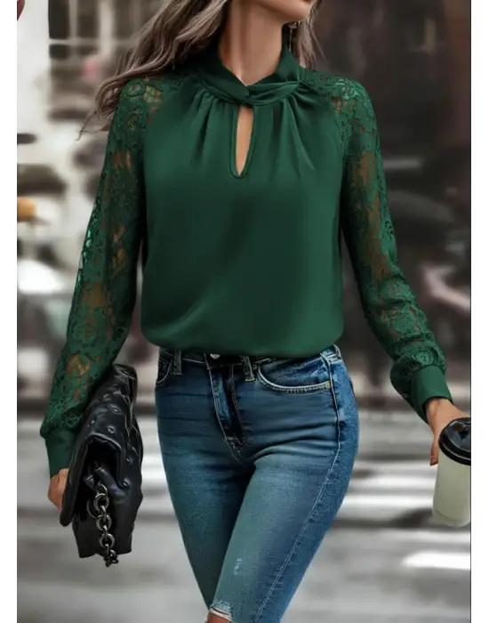 Kadın Uzun Kollu Yaka Düğme Detay Güpürlü Kol Krep Bluz