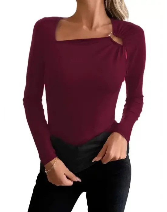 Kadın Uzun Kollu Yakadan Halka Detaylı Viskon Bluz