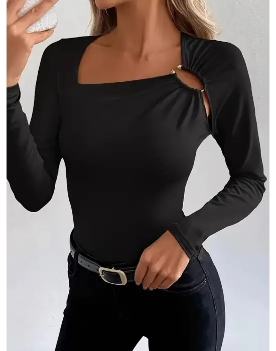 Kadın Uzun Kollu Yakadan Halka Detaylı Viskon Bluz