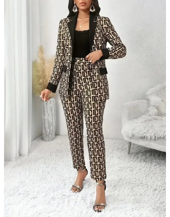 Modern Yakalı Kadın Üçlü Takım