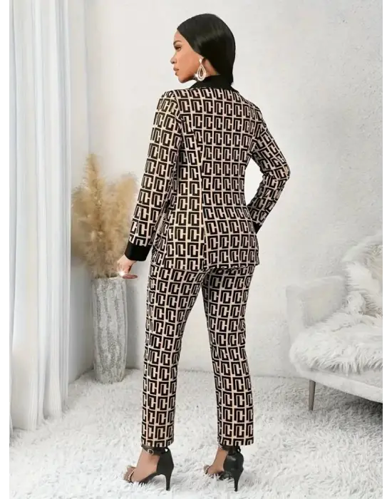 Modern Yakalı Kadın Üçlü Takım