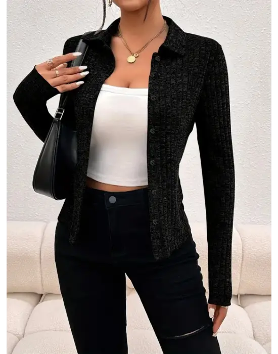 Kadın Uzun Kollu Yakalı önden Düğmeli Kısa Ceket