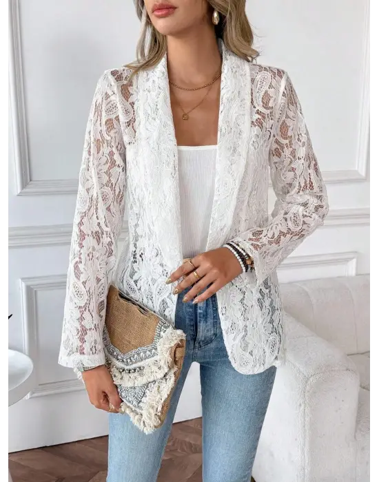 Zarif Dantelli Kadın Ceket