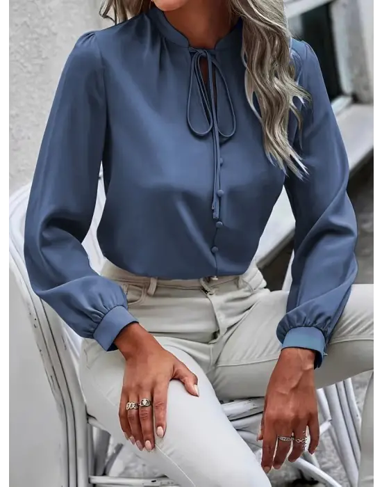 Kadın Uzun Kollu Yakalı Yakadan Bağcıklı Düğmeli Sandy Bluz