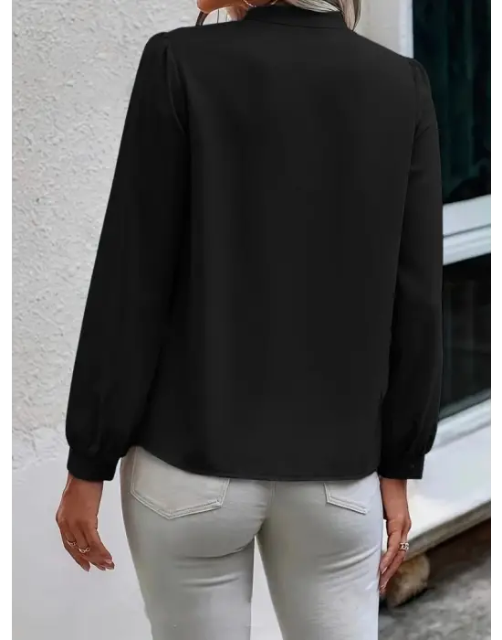 Kadın Yakalı Düğmeli Uzun Kollu Bluz