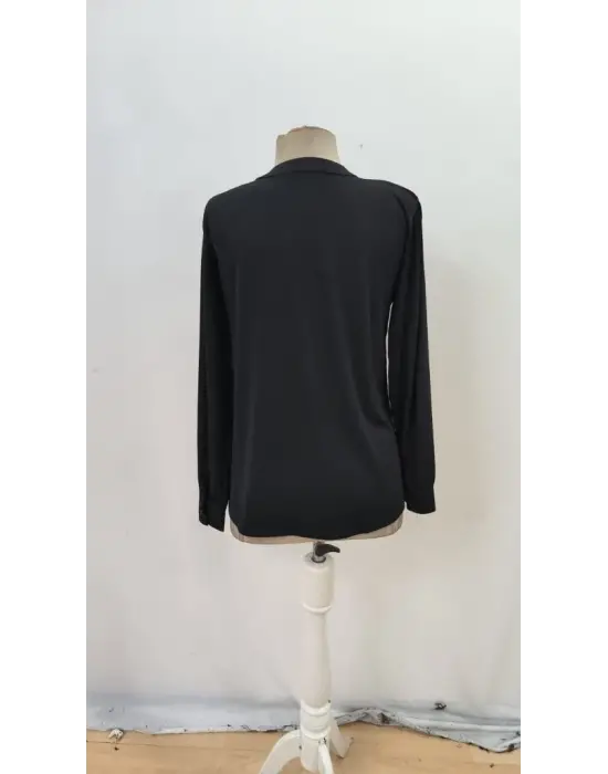 Kadın Yakalı Düğmeli Uzun Kollu Bluz