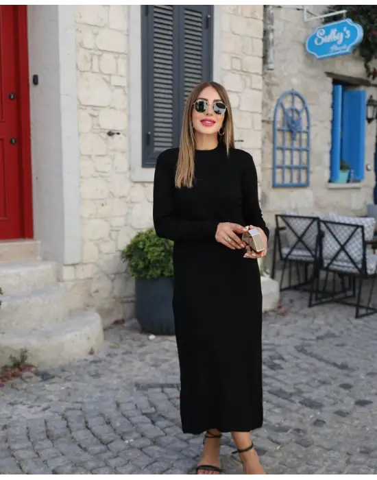 Kadın Yarı Balıkçı Yaka Midi Triko Elbise