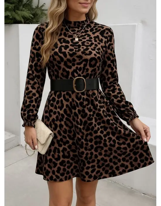 Kadın Uzun Kollu Yarı Balıkçı Yaka Leopar Desenli Kadife Elbise