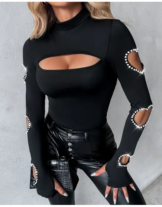 Kadın Uzun Kollu Yarı Balıkçı Yaka Pencere Detaylı Kolları Kalp Desen Taşlı Viskon Bluz