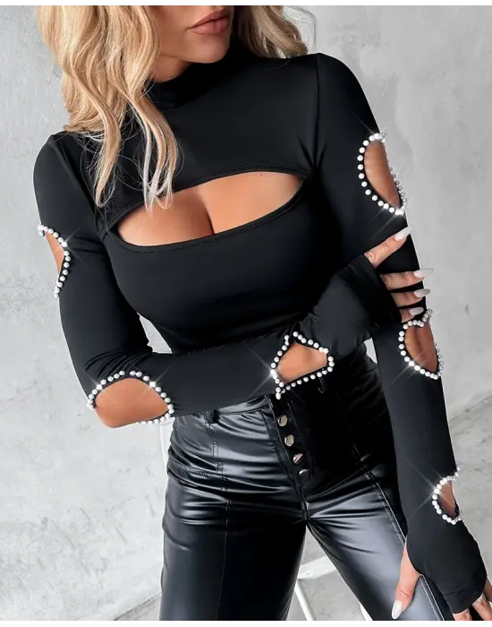 Kadın Uzun Kollu Yarı Balıkçı Yaka Pencere Detaylı Kolları Kalp Desen Taşlı Viskon Bluz