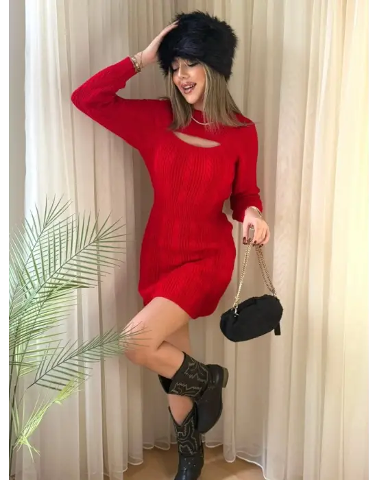 Kadın Uzun Kollu Yarı Balıkçı Yaka Pencere Göğüs Detay Mini Triko Elbise