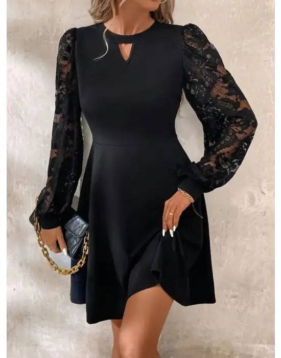 Cool Kısa Tül Detaylı Krep Elbise