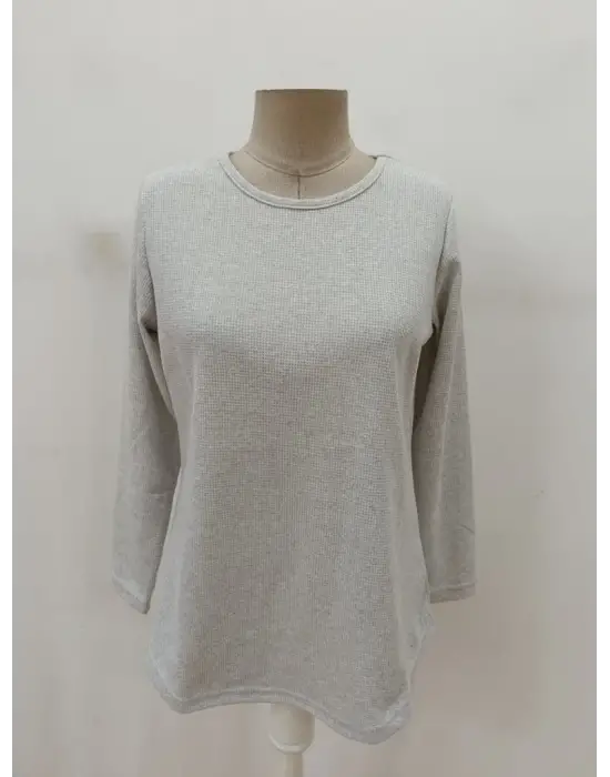 Kadın Uzun Kollu Yuvarlak Yaka Arkadan Düğmeli Waffle Bluz