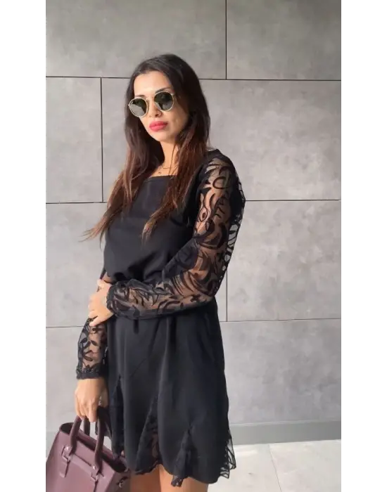 Kadın Uzun Kollu Yuvarlak Yaka Kol Ve Etek Ucu Dantelli Kısa Ithal Krep Elbise