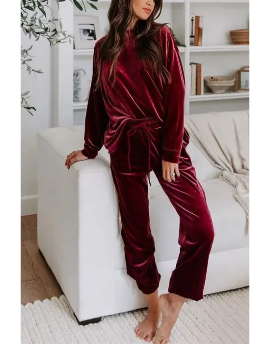 Kadın Uzun Kollu Yuvarlak Yakalı Kadife Bluz Ve Pantolon Takım