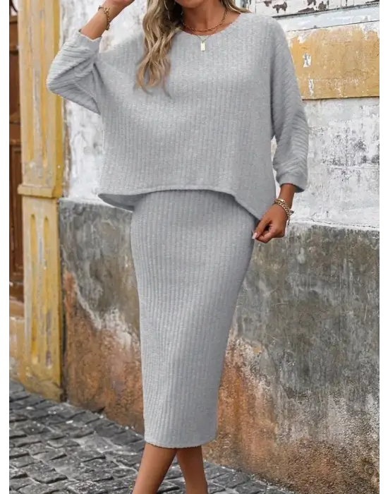 Kadın Uzun Kollu Yuvarlak Yakalı şardonlu Kaşkorse Bluz Ve Etek Ikili Takım