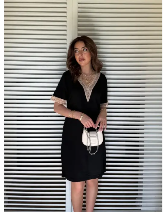 Kadın V Yaka Güpürlü İki İplik Elbise