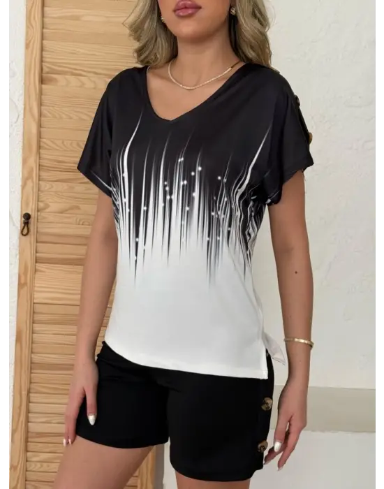 Kadın V Yaka Kısa Kol Kenarları Minik Yırtmaç Detaylı Dalgıç Bluz + Düğme Detaylı Dalgıç şort