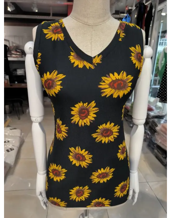 Omarı Şık Krep Bluz - V Yaka Kolsuz Ayçiçeği Deseniyle