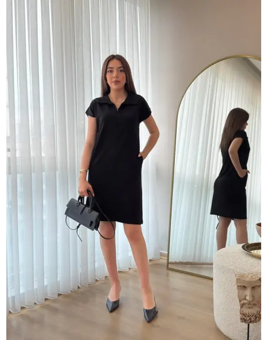 Omarı Hafif ve Şık Kadın Kısa Kollu Elbise