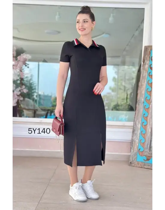 Omarı Modern ve Şık Yaka Detaylı Elbise