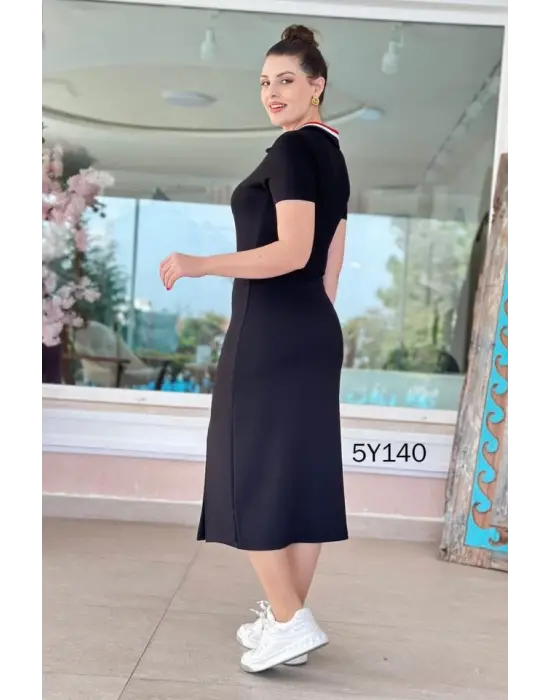 Omarı Modern ve Şık Yaka Detaylı Elbise