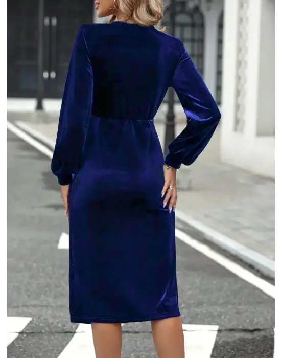 Omarı Kadın Yırtmaçlı Kadife Elbise